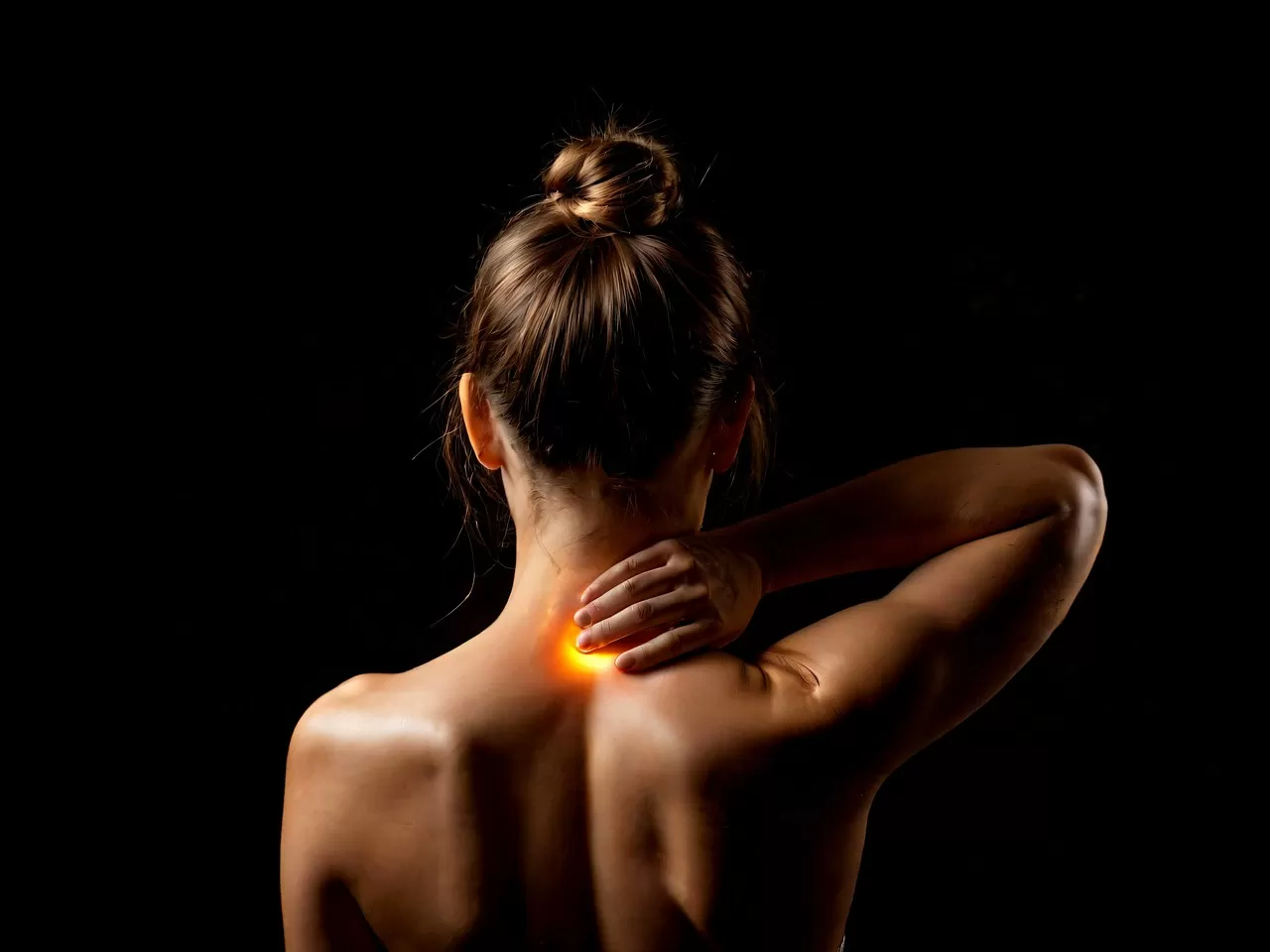Random Body Aches Without Fever? Body Aches Causes, and Hidden Fatigue Symptoms
