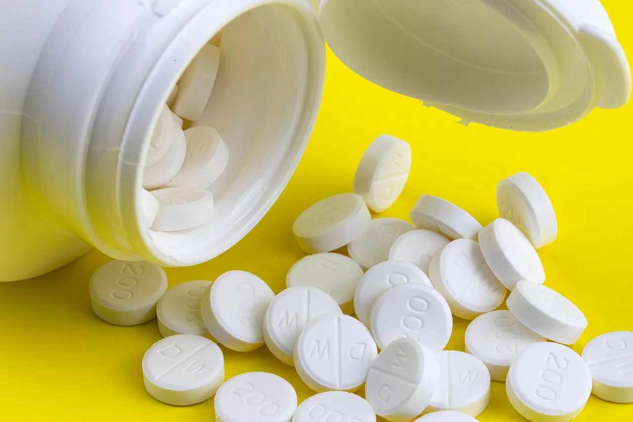 Multivitamin Benefits: Are Your Daily Vitamins Backed by Science or Just Supplement Myths?