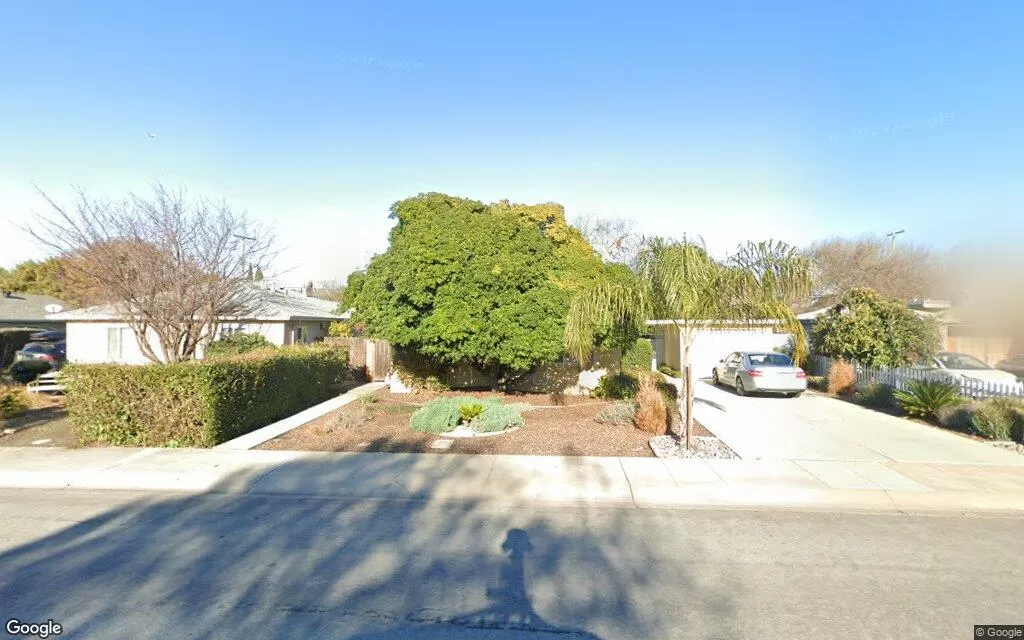 Single-family house sells for $3.2 million in Palo Alto