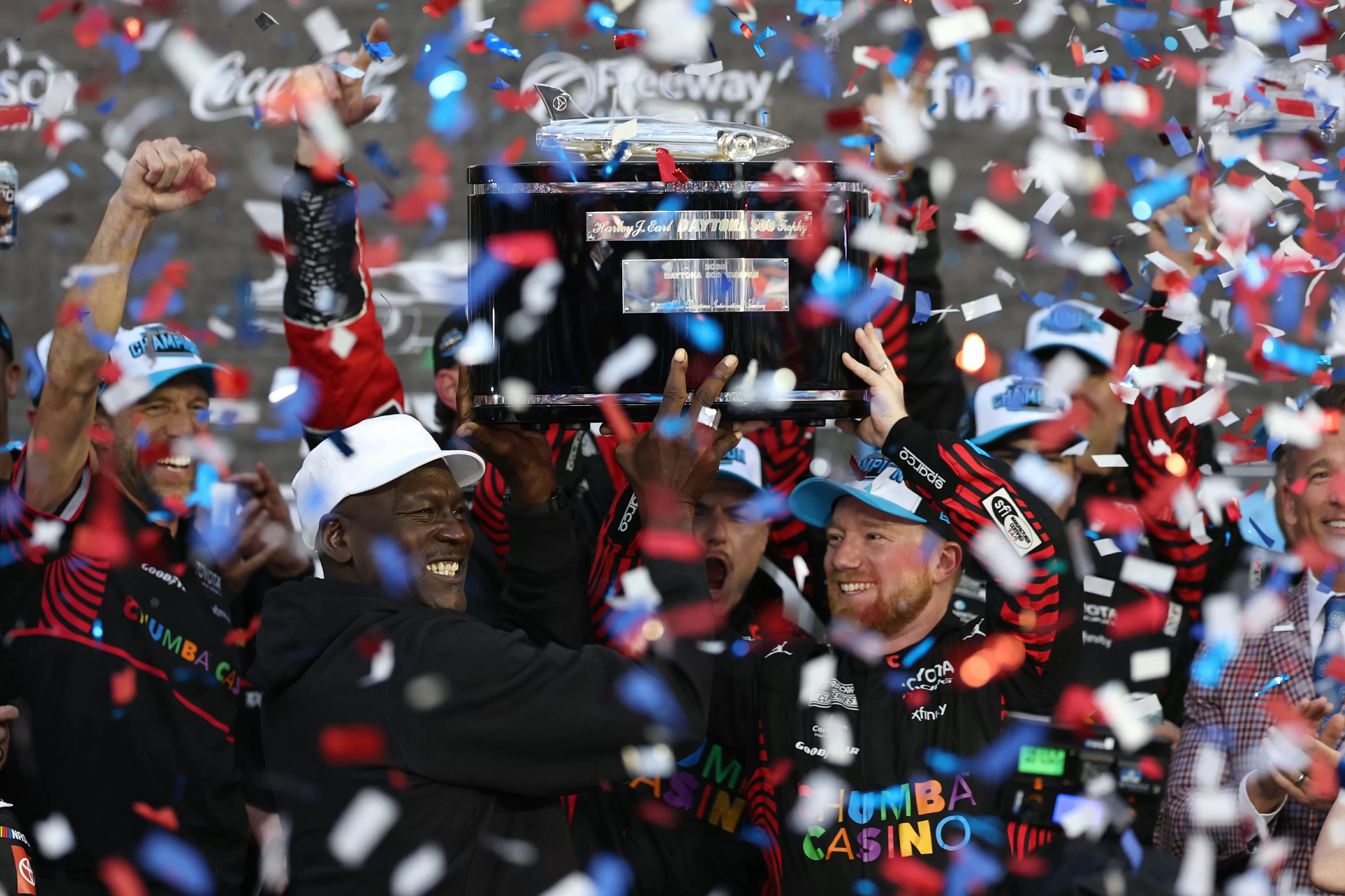 Tyler Reddick leads Dayton 500 for one lap, earns ring for Michael Jordan