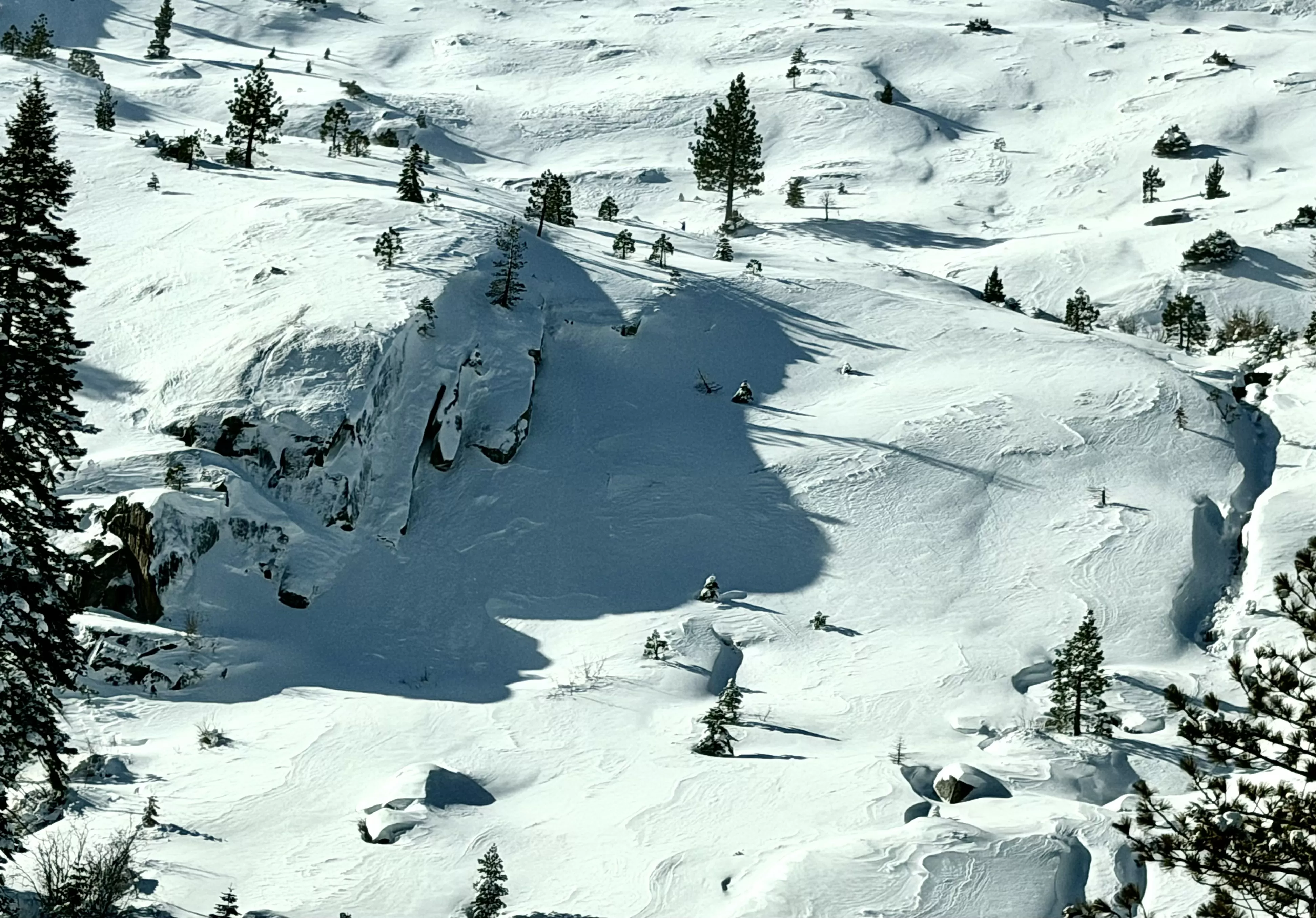 Tahoe-area avalanche may have buried skiers