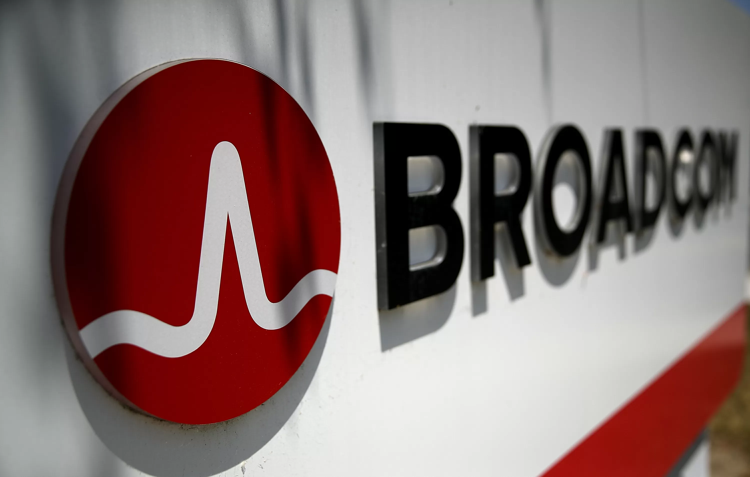 Broadcom CEO sees AI chip sales topping $100 billion in 2027