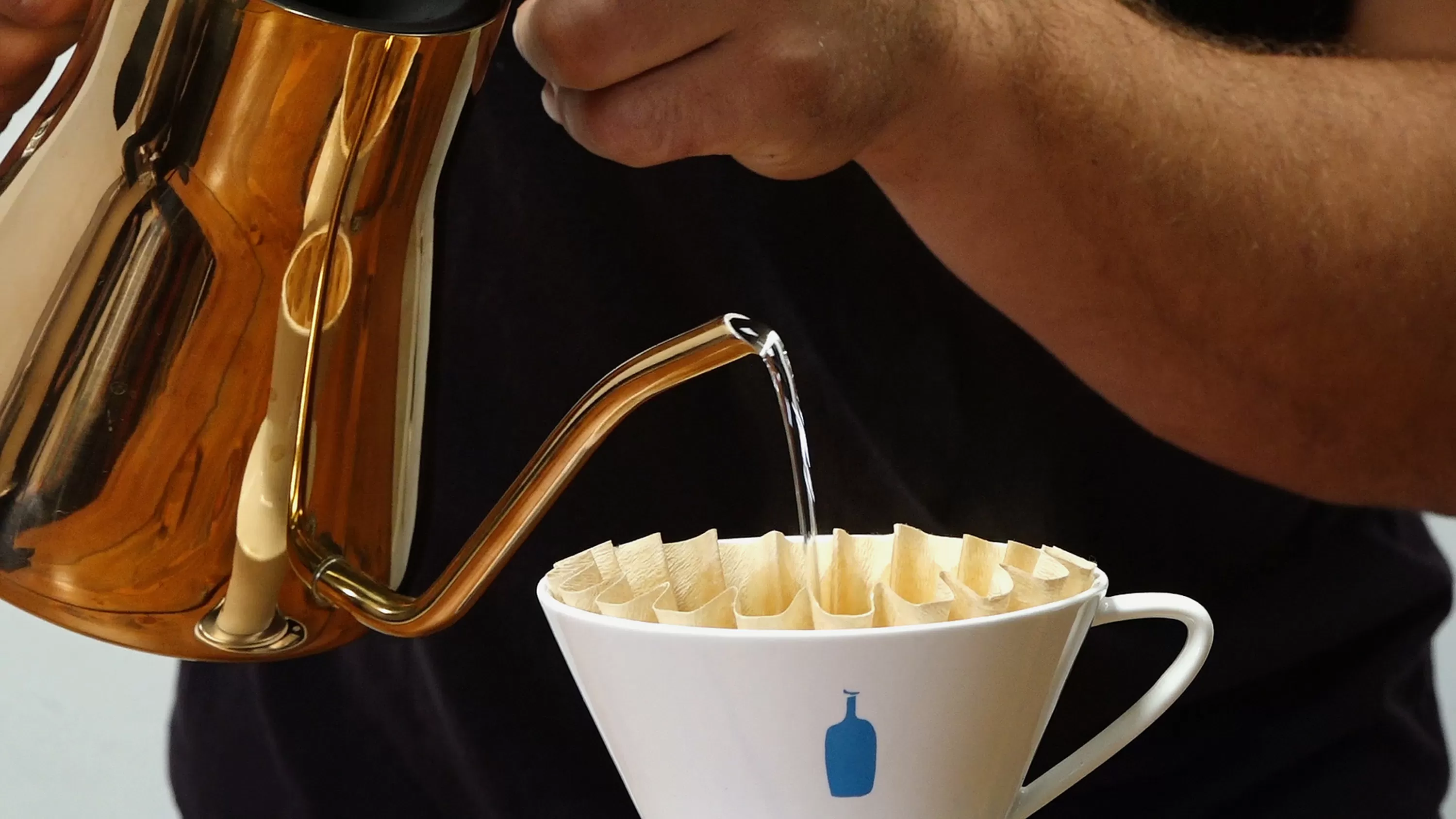 Luckin Coffee Backer Centurium is said to be in advanced talks for Blue Bottle