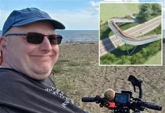 Wheelchair user threatens legal action over ‘discriminatory’ stepped footbridge