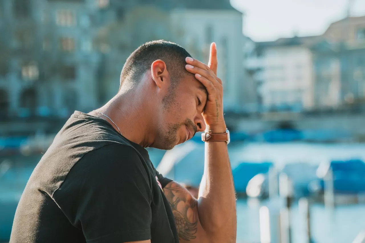 Lightheadedness vs Vertigo: Understanding Dizziness Symptoms, Balance Disorders, and the Real Causes of Dizziness