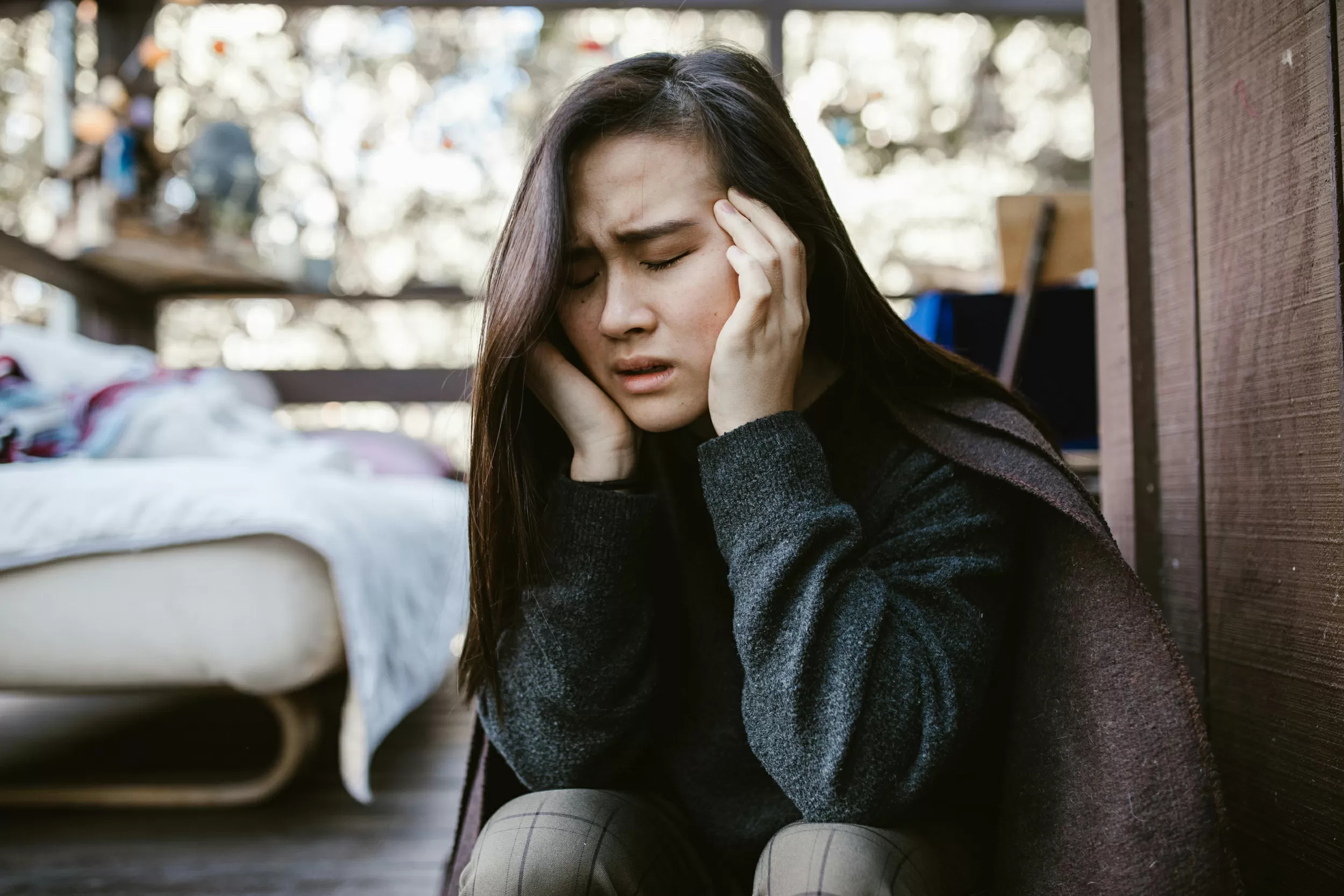 Preventing Migraine Attacks: Triggers, Lifestyle Changes & Medication Options Guide