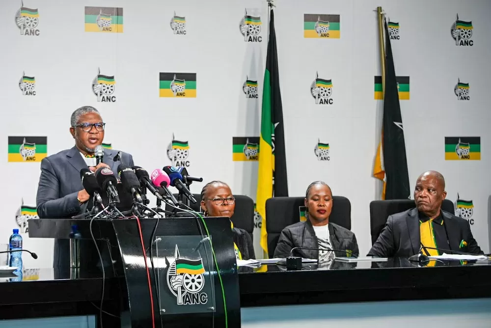 Dual ANC-SACP members given 10 days to choose campaign side